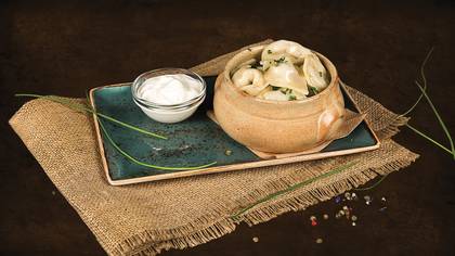 Dumplings with sour cream