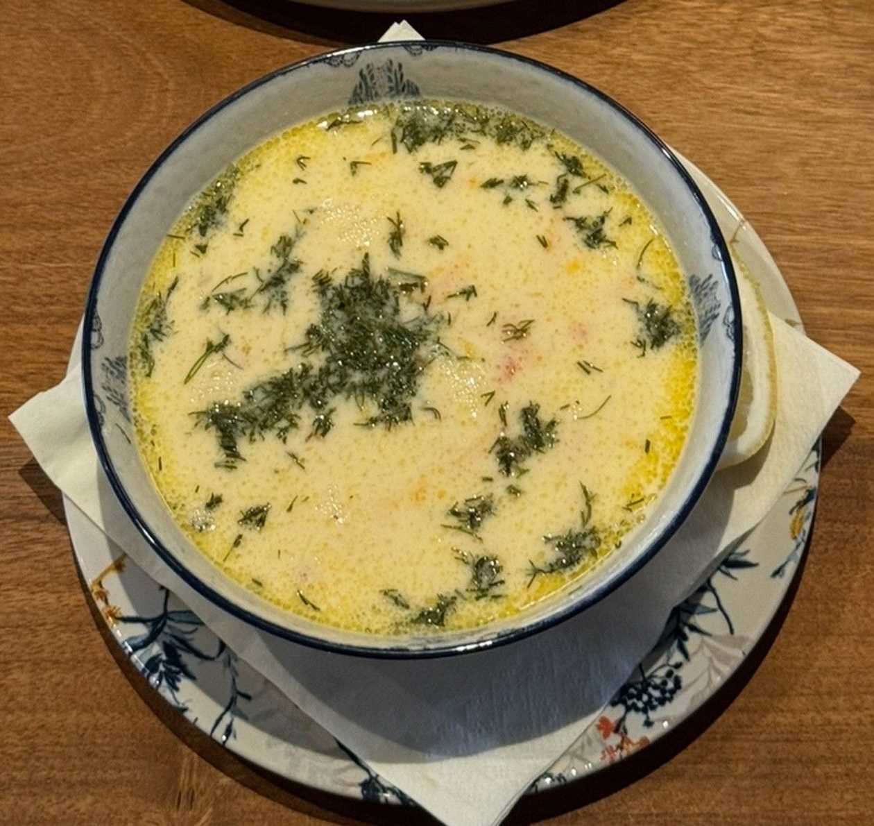 Ciorbă de Pui a la Grec