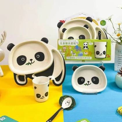 Children's tableware set
