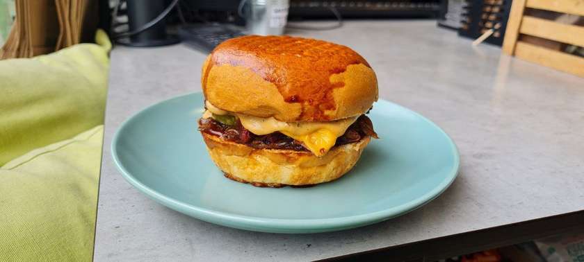 BBQ Burger with Beyond Steak