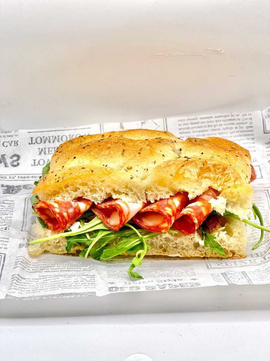 Panini Salam Picant