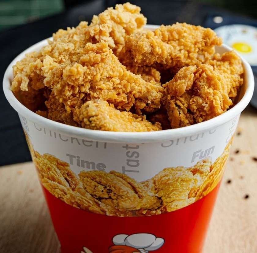 Combo Bucket+Suc/Apa Gratis