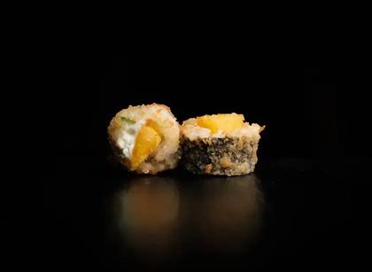 Tempura futo maki mango