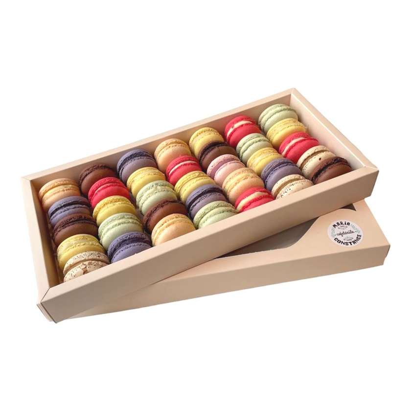 Cutie 35 Macarons