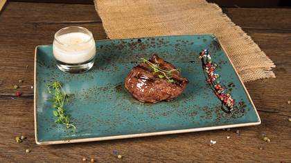 Filet mignon with pepper sauce