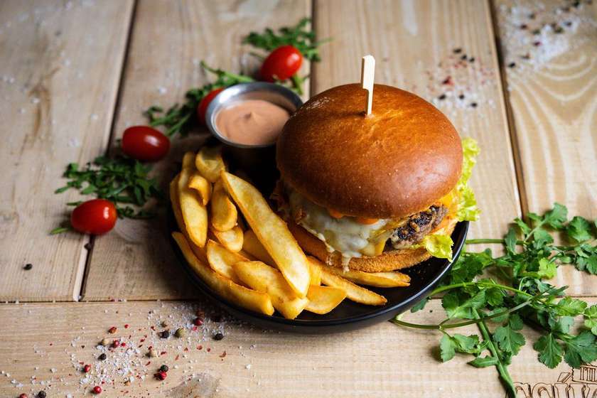Cheesy Burger