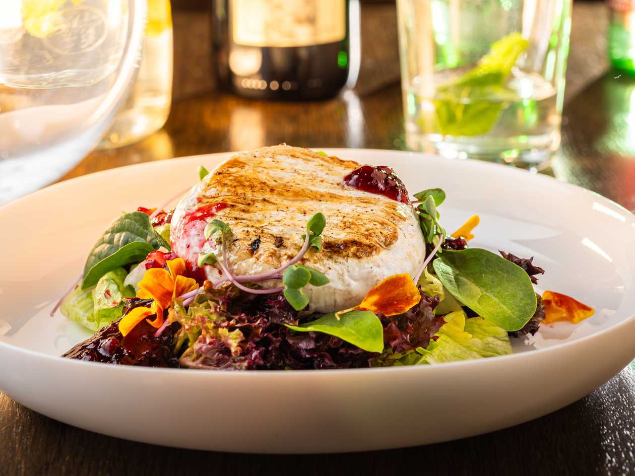 Salad with Grilled Goat Cheese