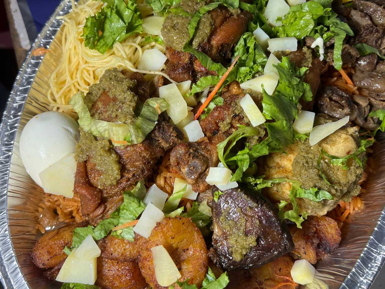 (Large )Pan Size Jollof or Fried Rice or Half Jollof Half Friedrice