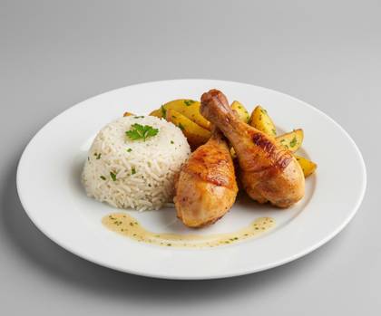 Oven-Baked Chicken Drumsticks with Rice/Potatoes