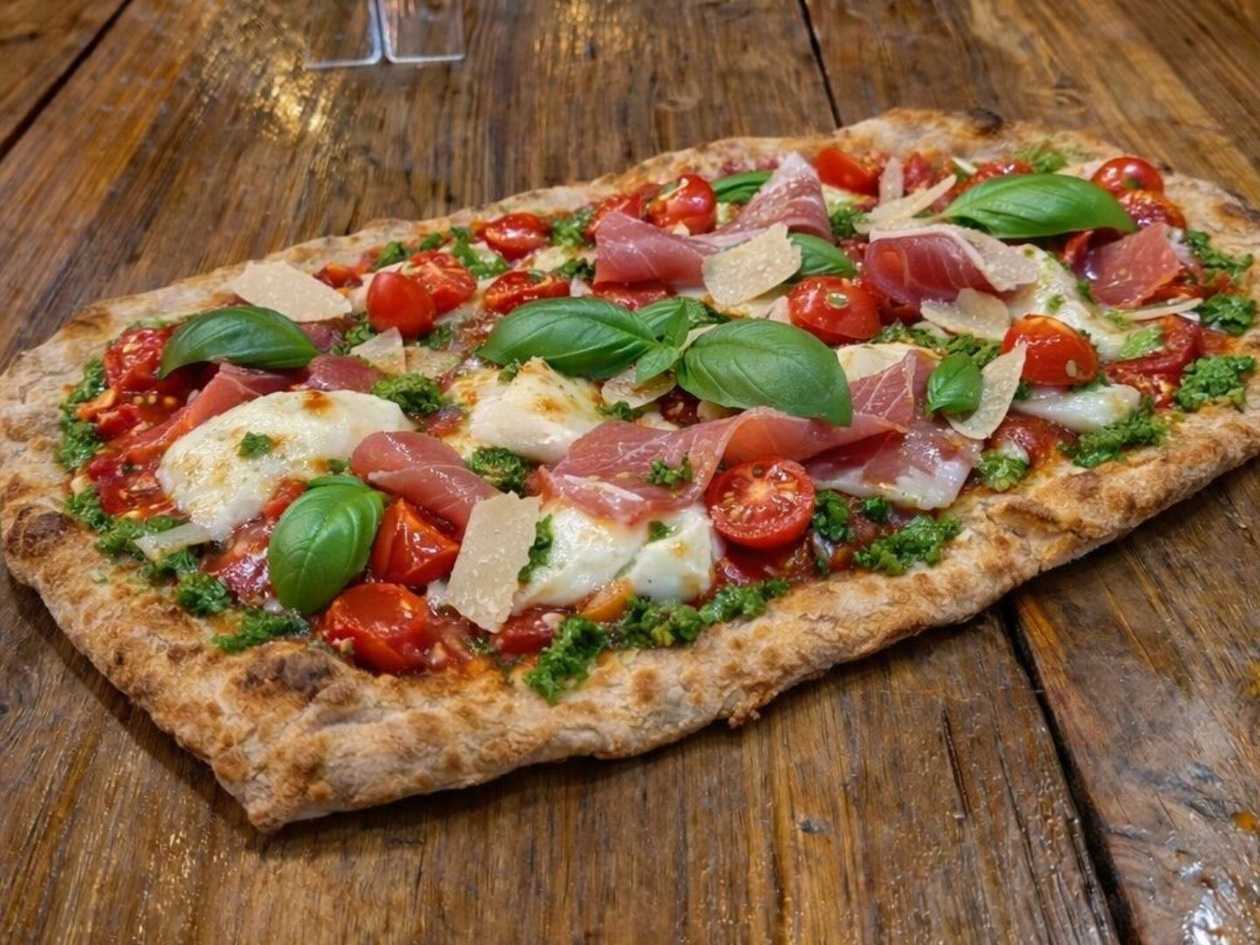 Pinsa Parma e pesto Ø 32 cm