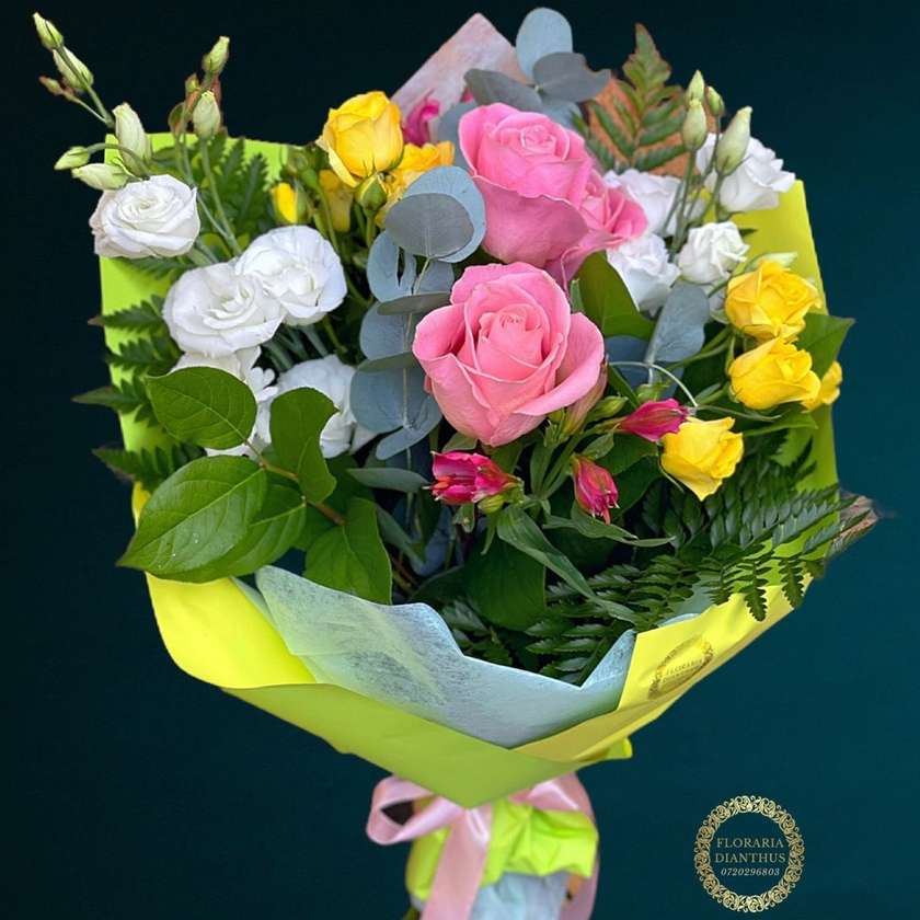 „Rhapsody” Flower Bouquet