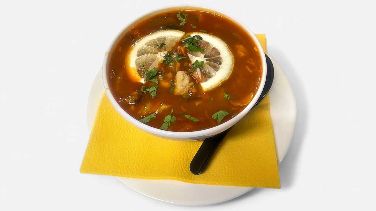 63. Tom Yum kanasupp***