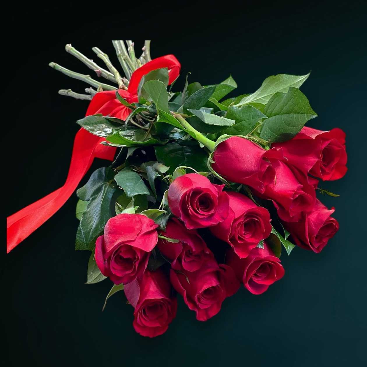 11 Red Roses Bouquet with Ribbon