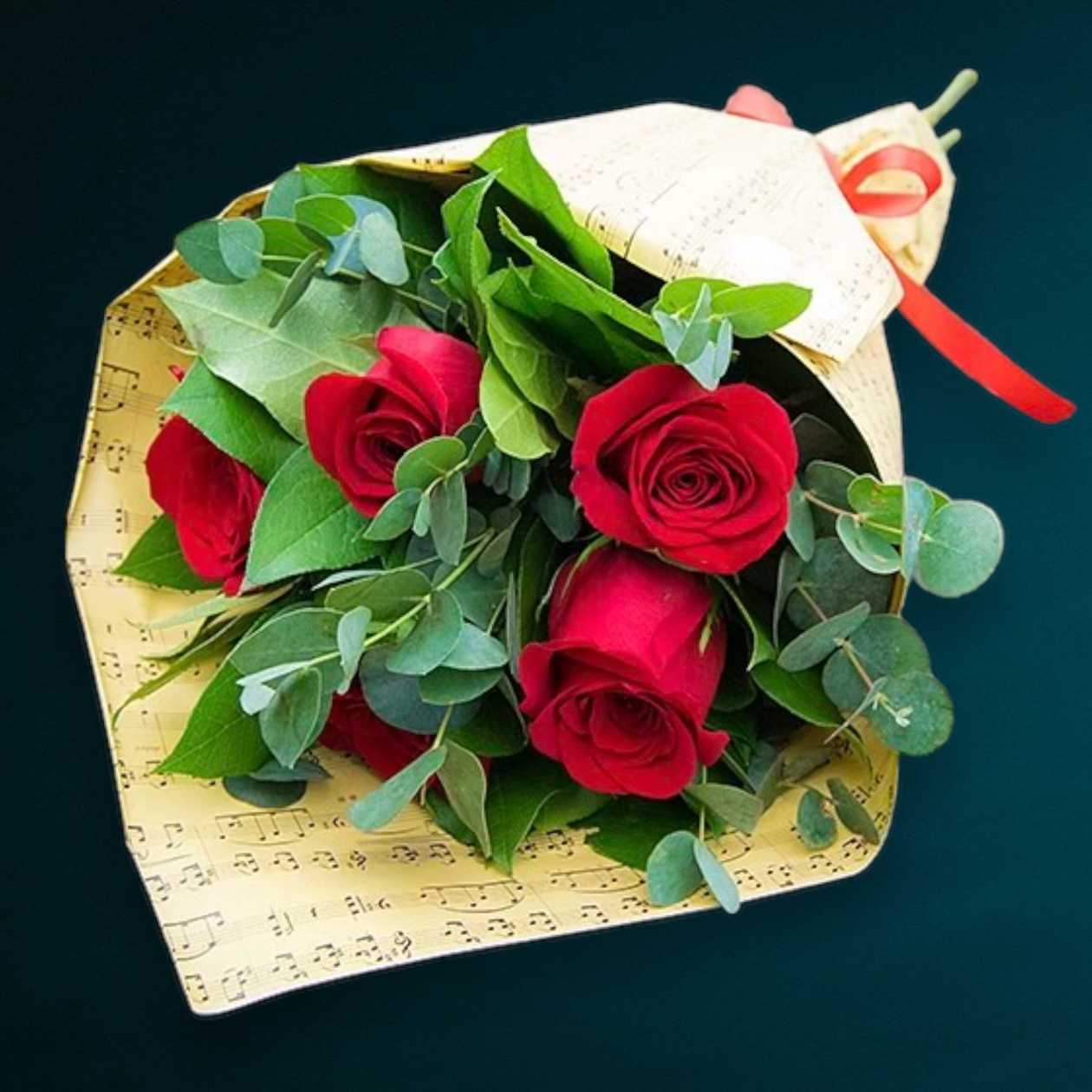 5 Red Roses Bouquet