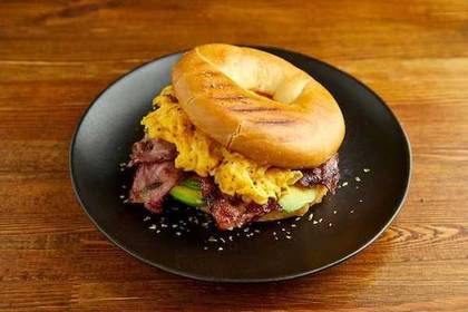 BAGEL DE ABACATE