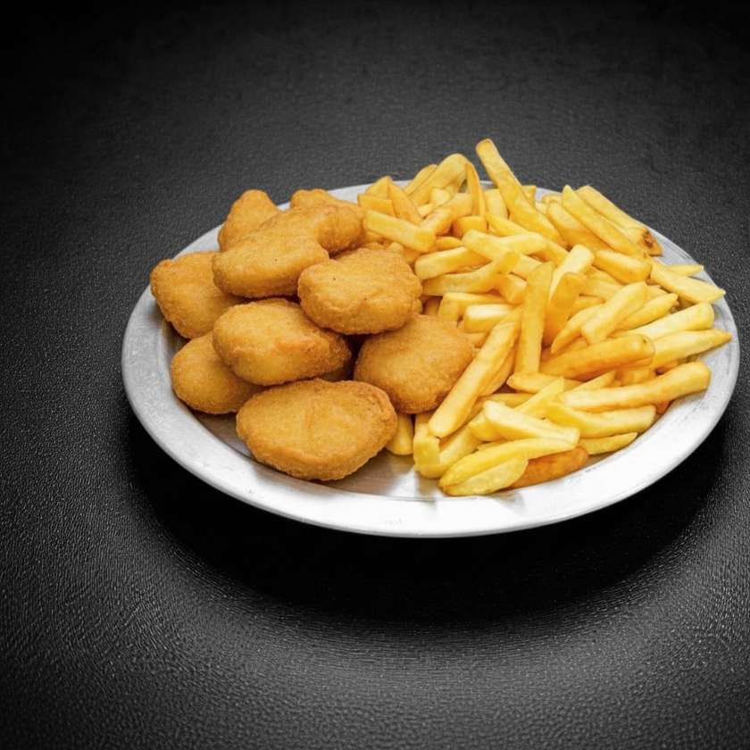 Nuggets Box with French Fries