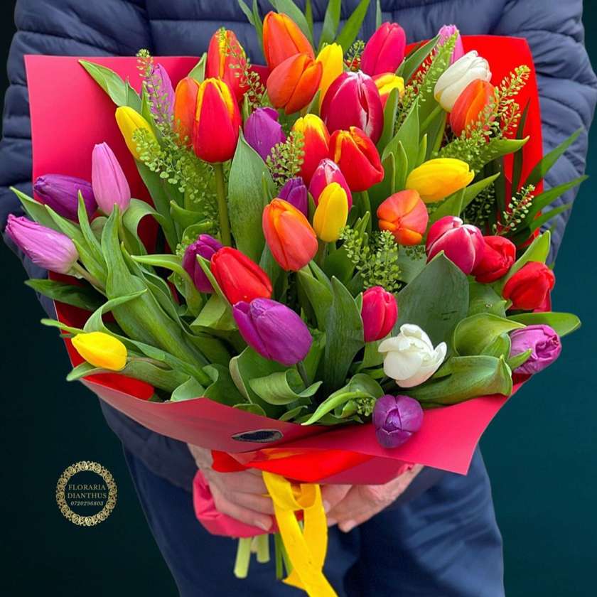 31 Colorful Tulips Bouquet