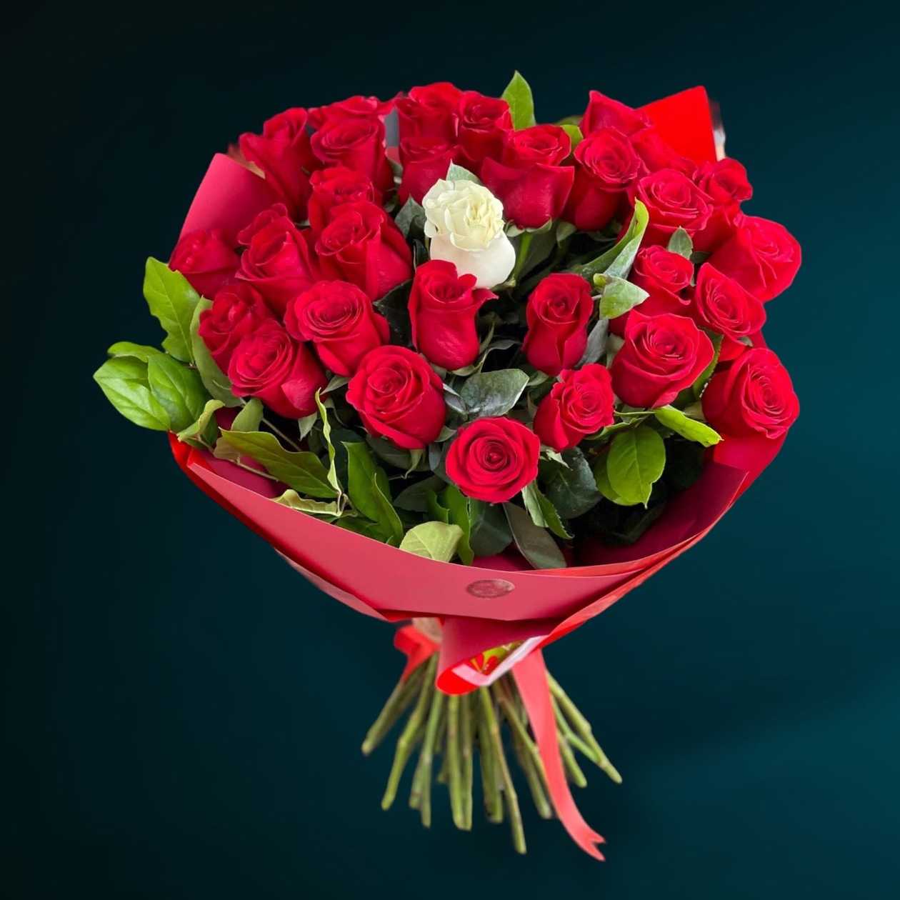 31 Roses Bouquet (30 Red + 1 White)