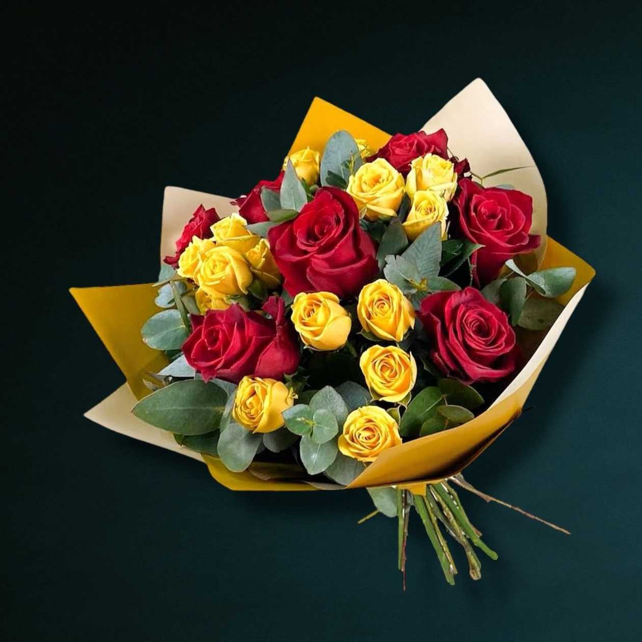 Red Roses and Yellow Miniroses Bouquet