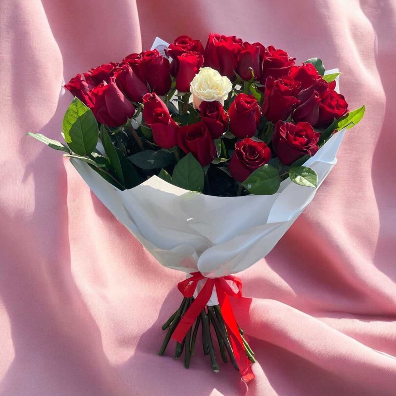 29 Roses Bouquet