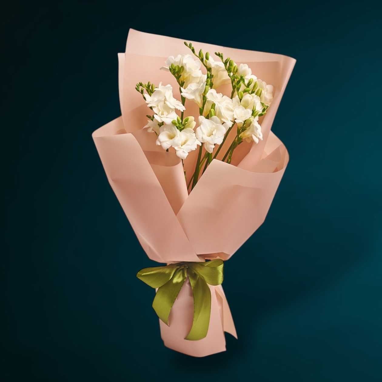 11 White Freesias Bouquet