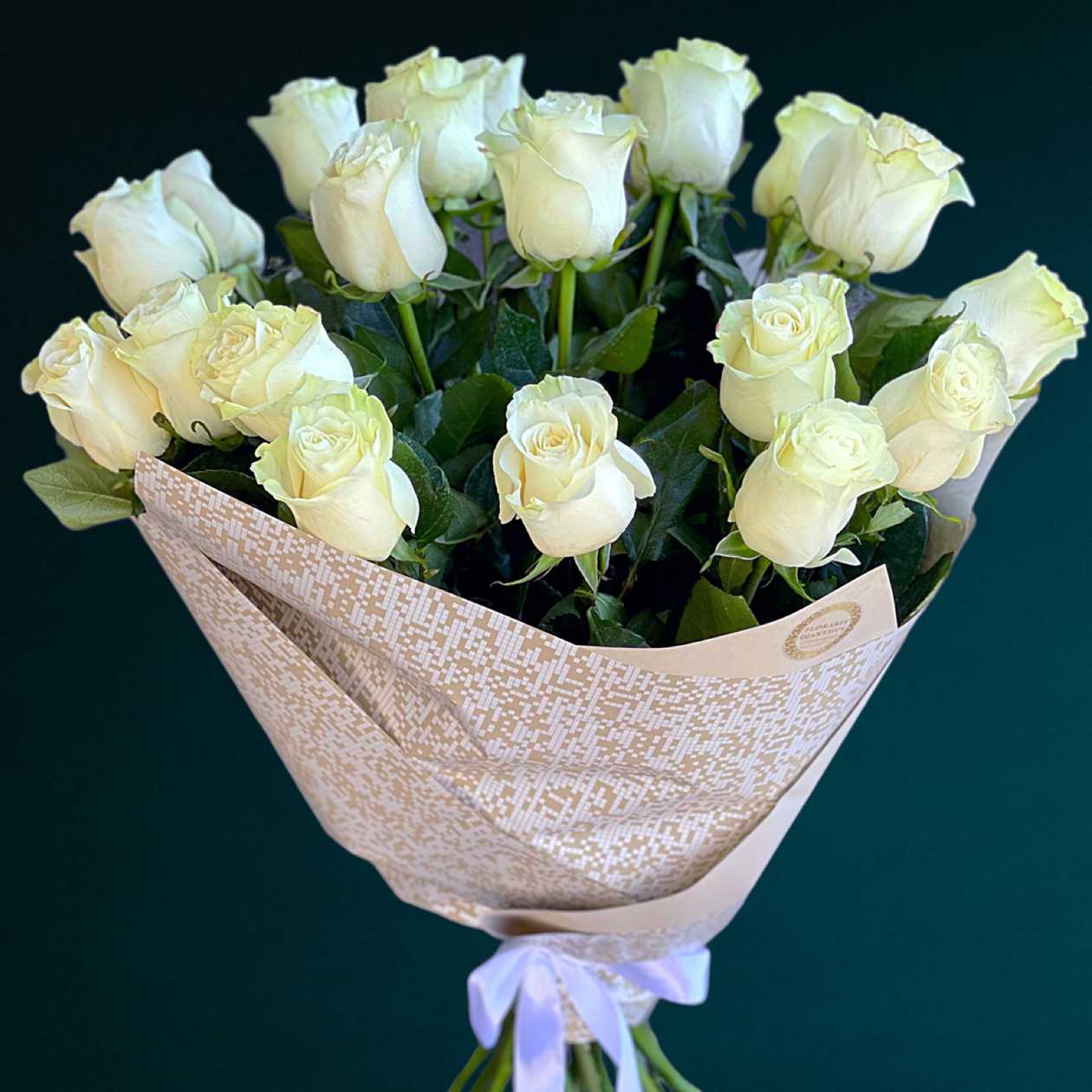 21 White Roses Bouquet