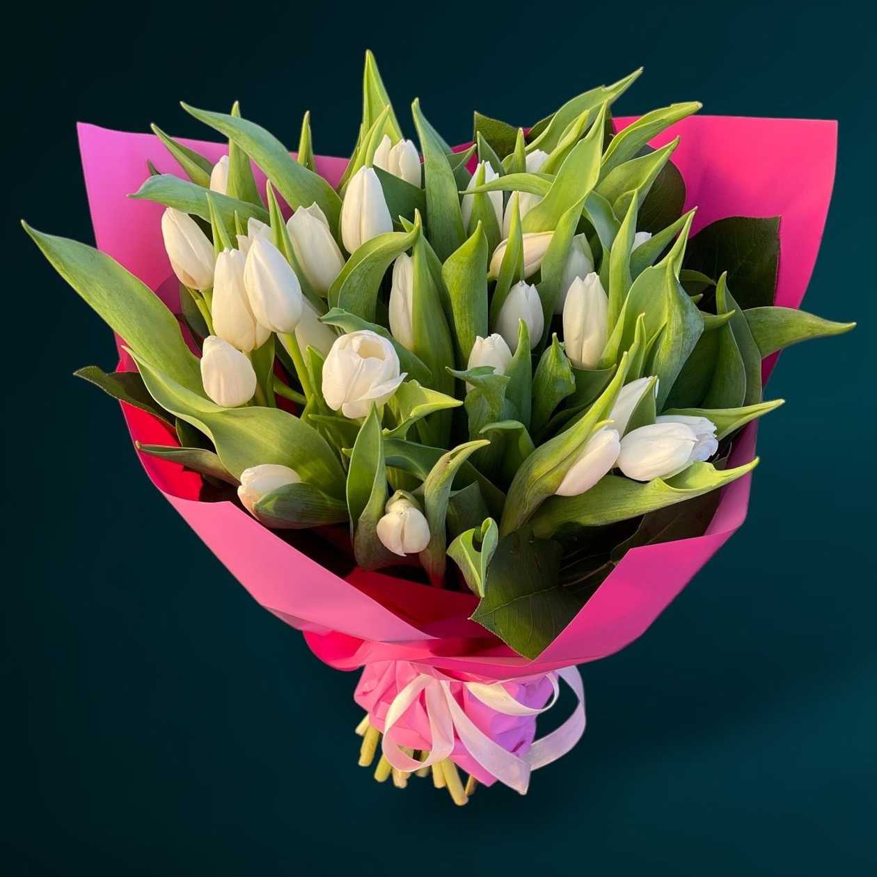 25 White Tulips Bouquet