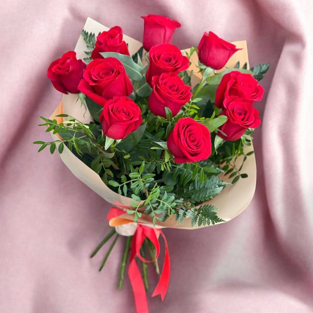 11 Red Roses Bouquet