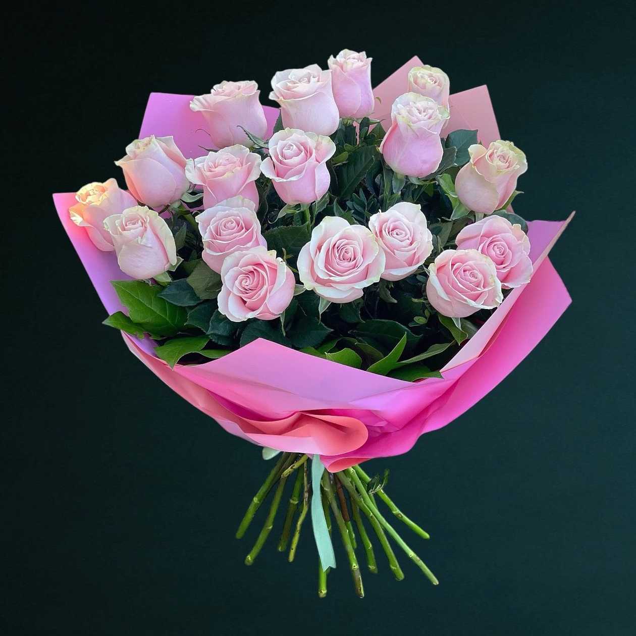 17 Pale Pink Roses Bouquet