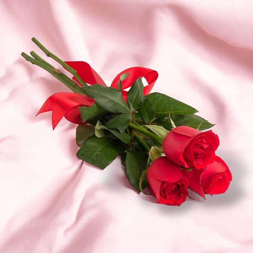 3 Red Roses Bouquet with Ribbon