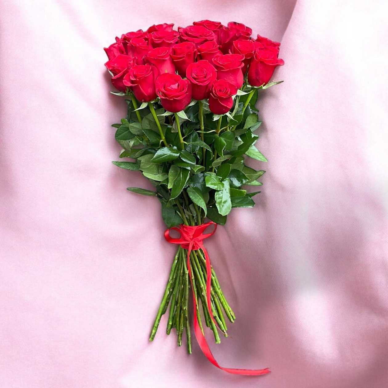 25 Red Roses Bouquet with Ribbon