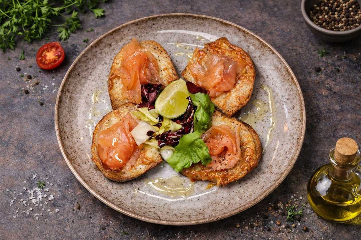 Bruschetta with Smoked Salmon