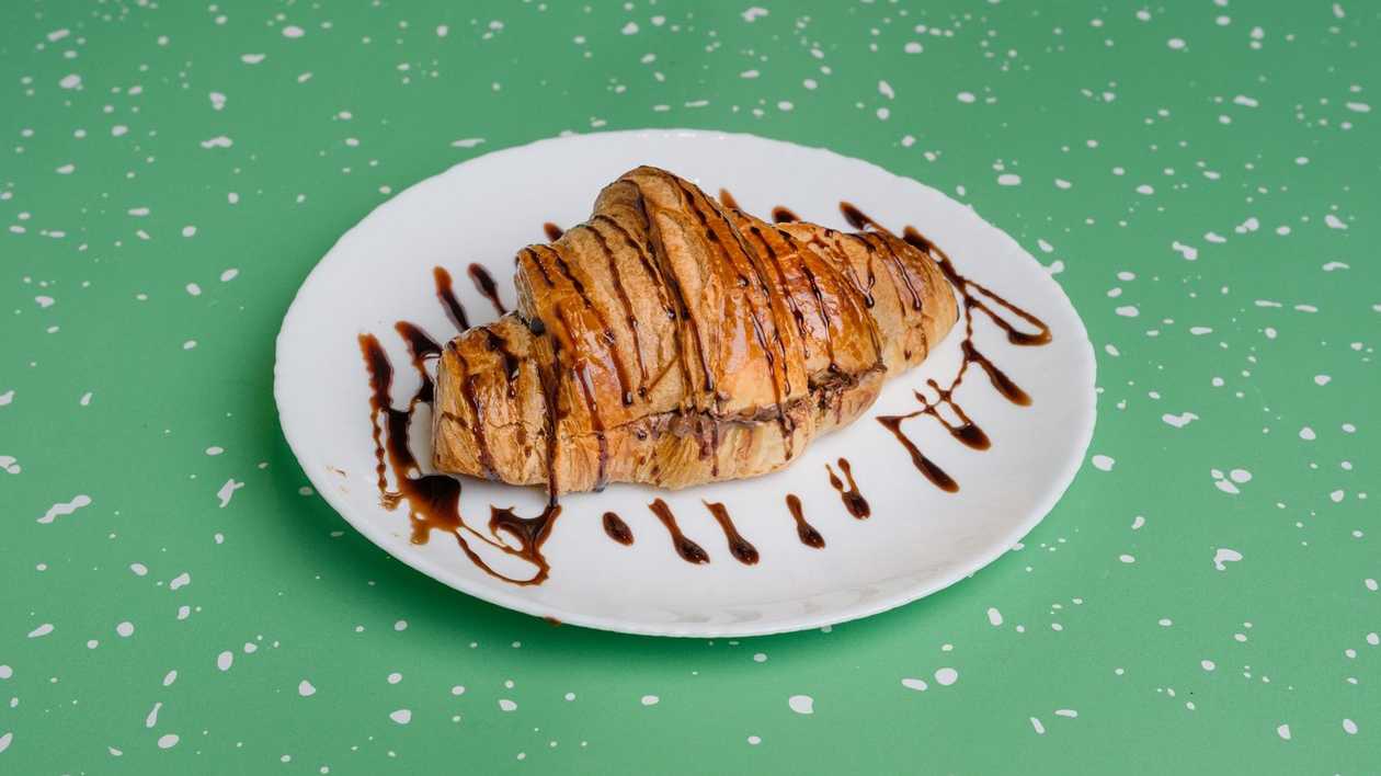 Шоколадный круассан