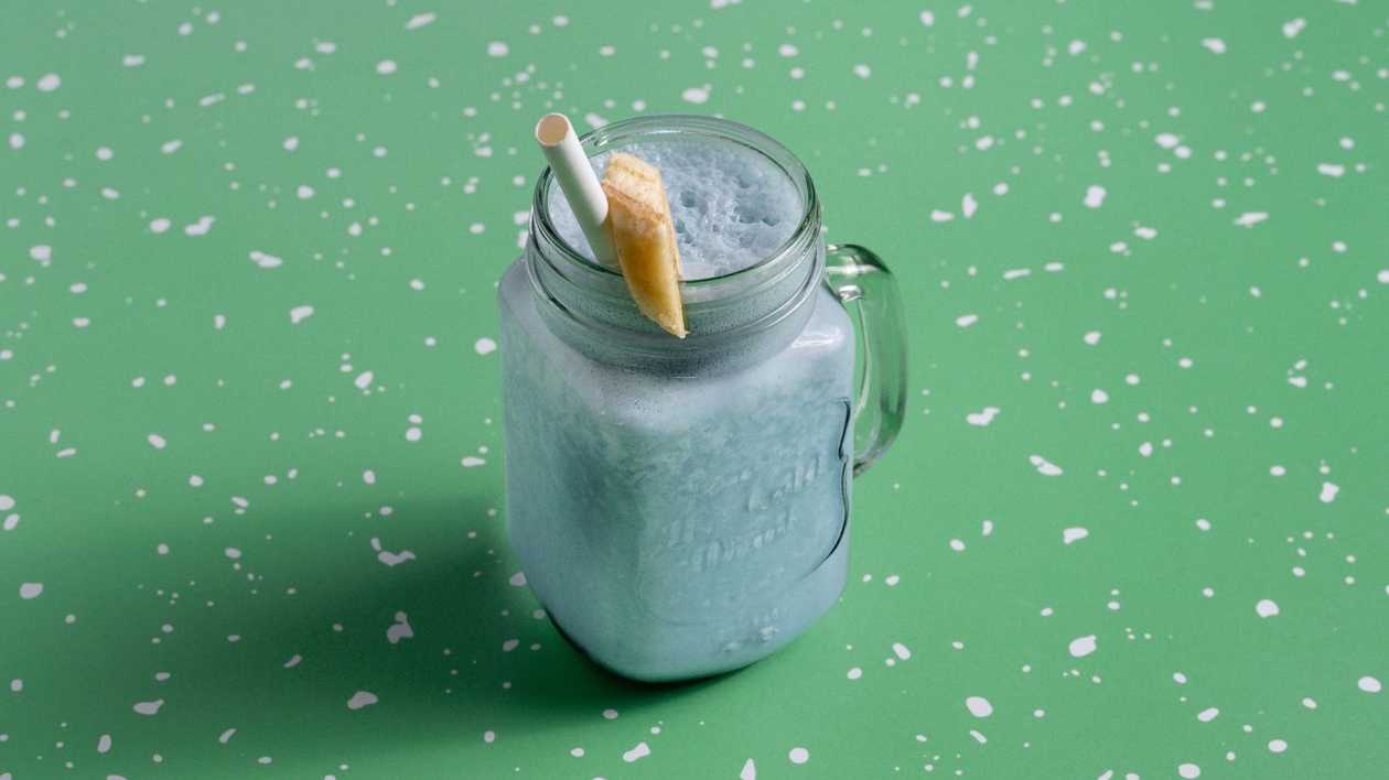 Смузи с голубой спирулиной