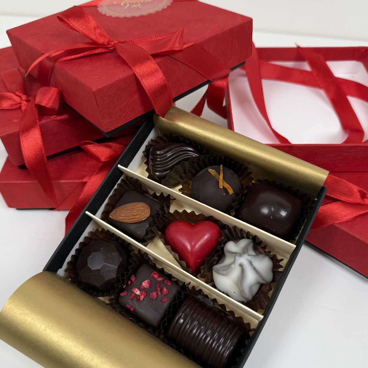 Красная Коробочка Шоколадок (9 от)