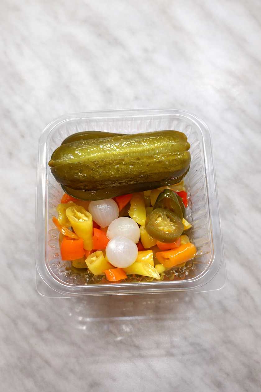 Pikantní nakládaná zelenina