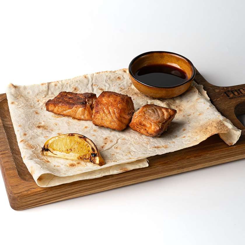 Шашлик з сьомги (140/100г)