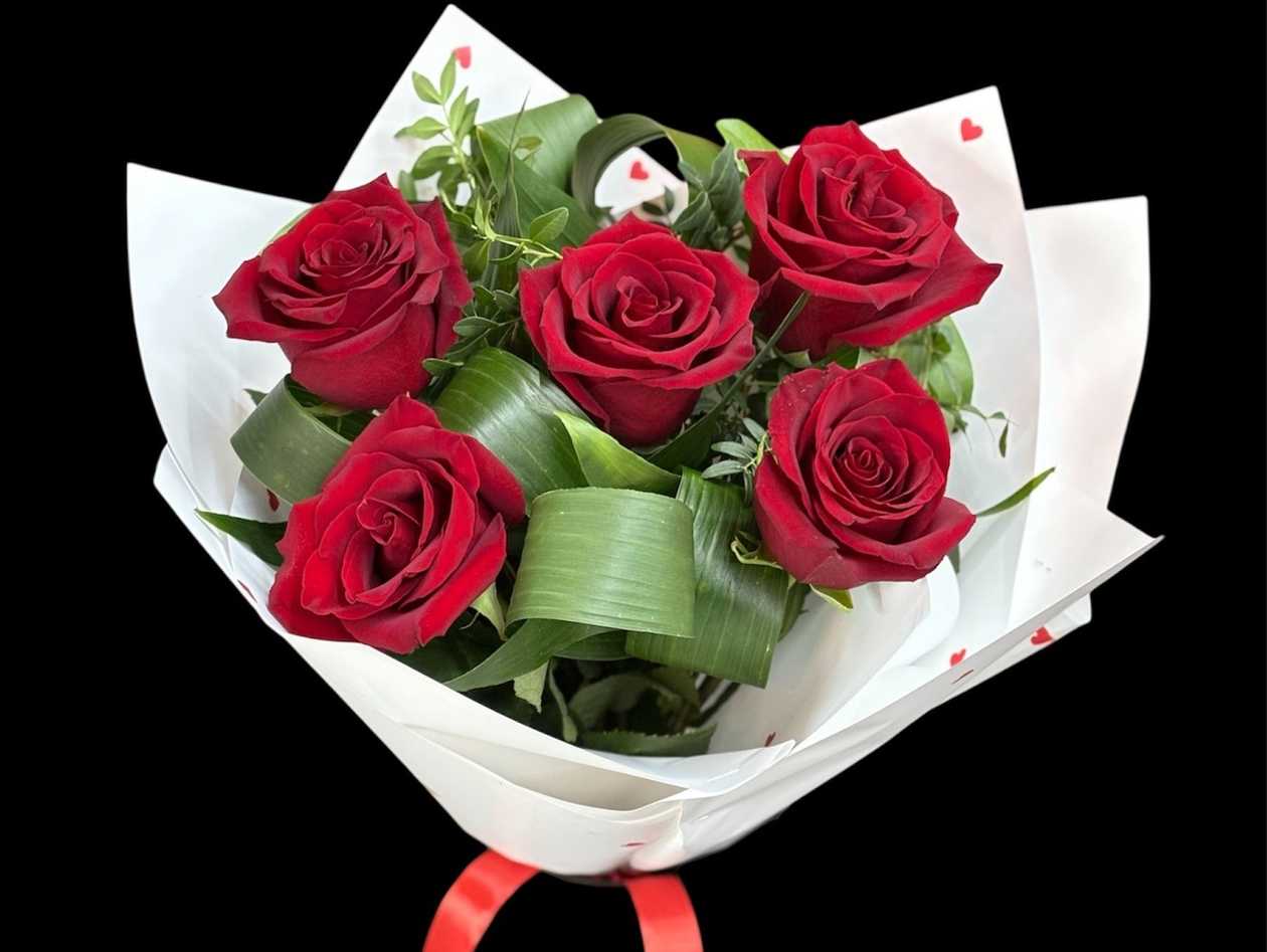 5 Premium Red Roses