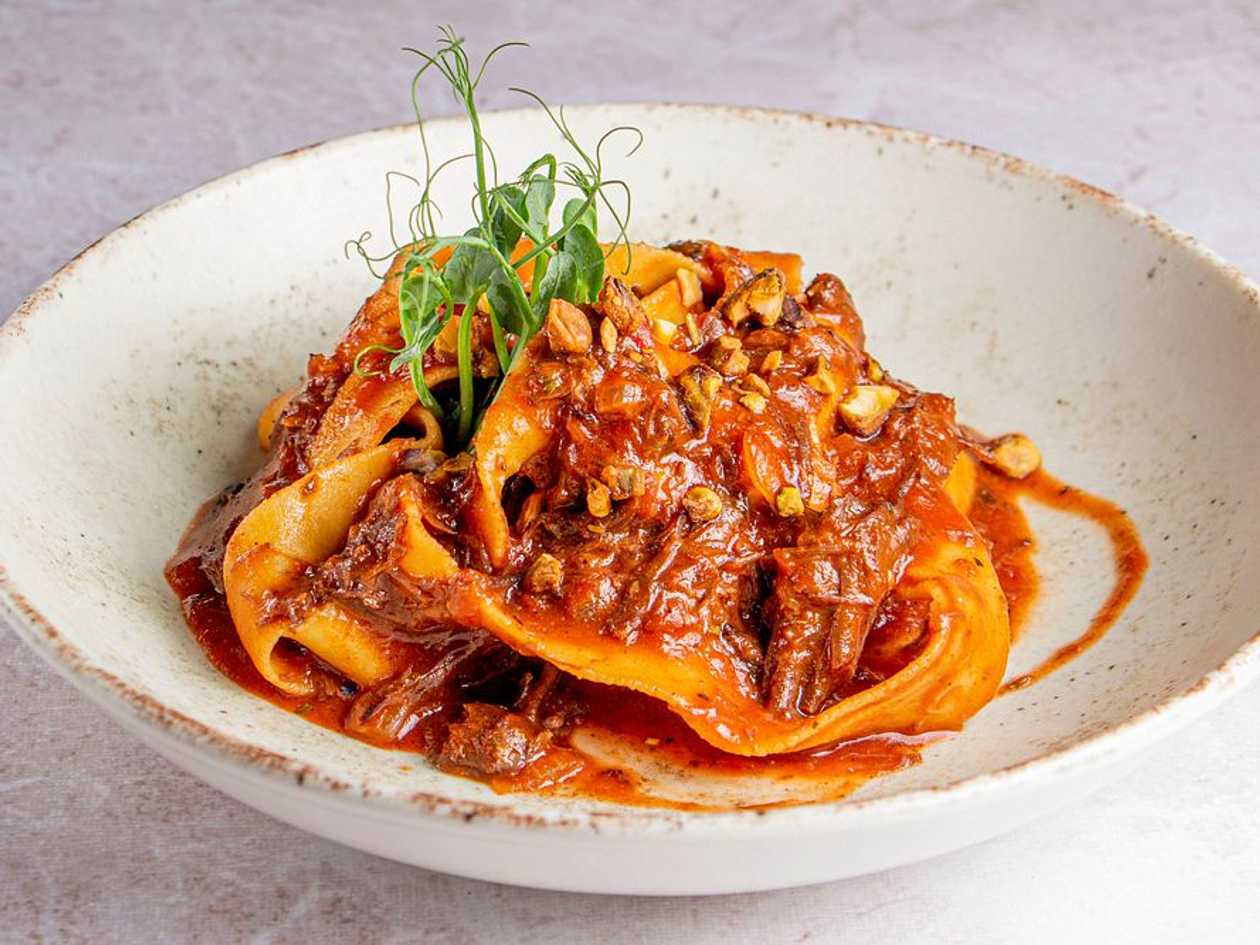ПАПАРДЕЛЛЕ З ТОМЛЕНИМИ ЩІЧКАМИ | 330г