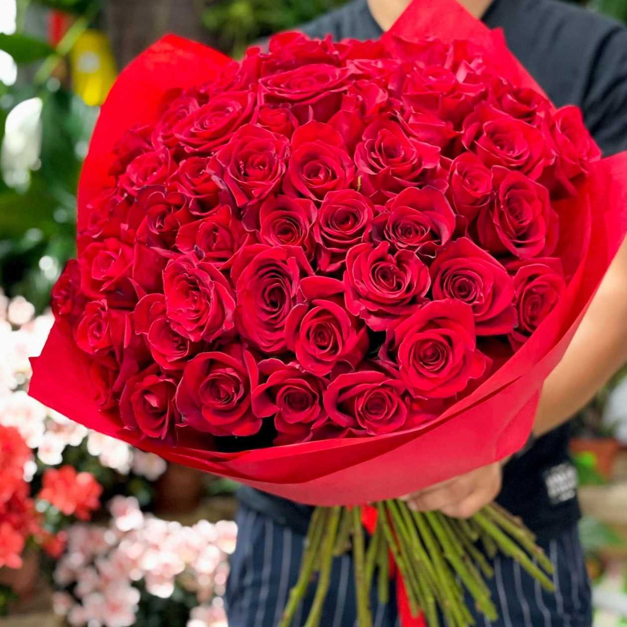 39 Red Roses
