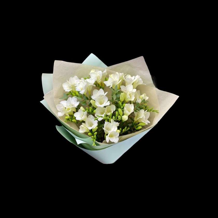 15 Fragrant White Freesias
