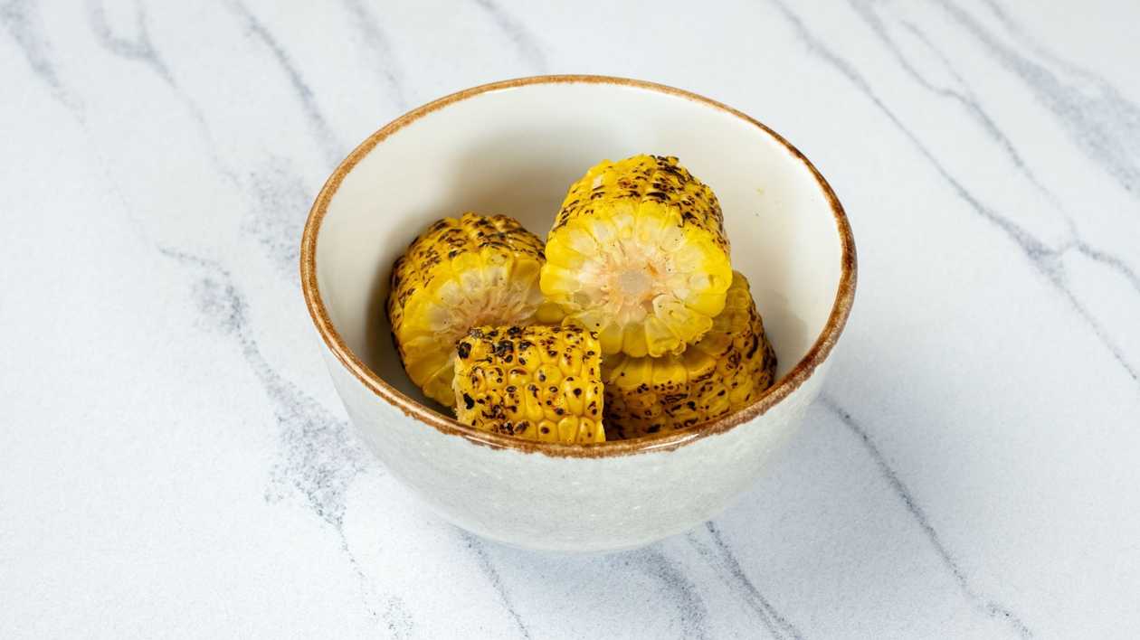 Кукуруза в початках