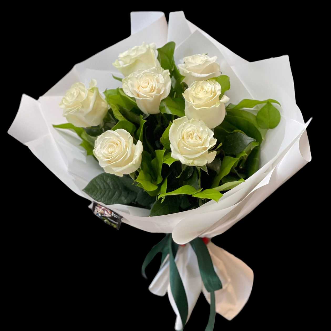 7 White Roses