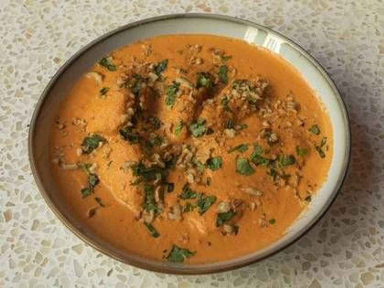 Chicken Fillet With Hazelnut Sauce