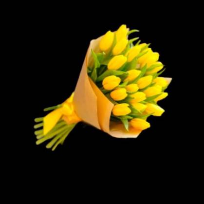 25 Yellow Tulips