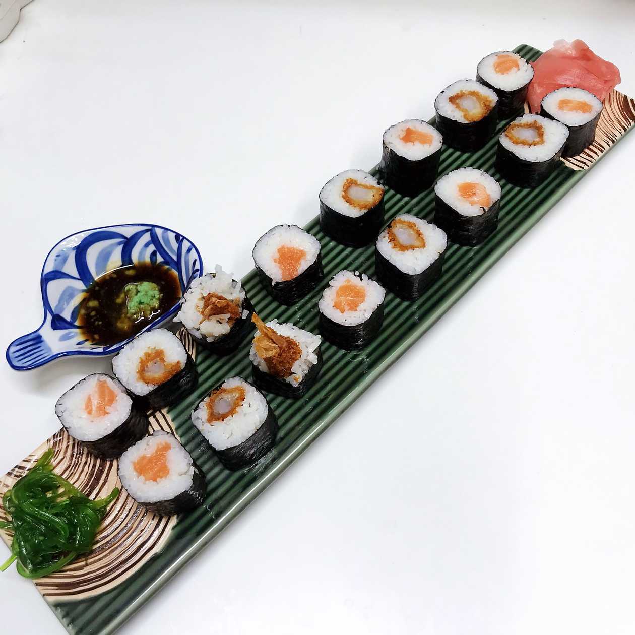 SS8. 8 Ks Maki Losos,8 Ks Maki s Krevetou v Tempuře