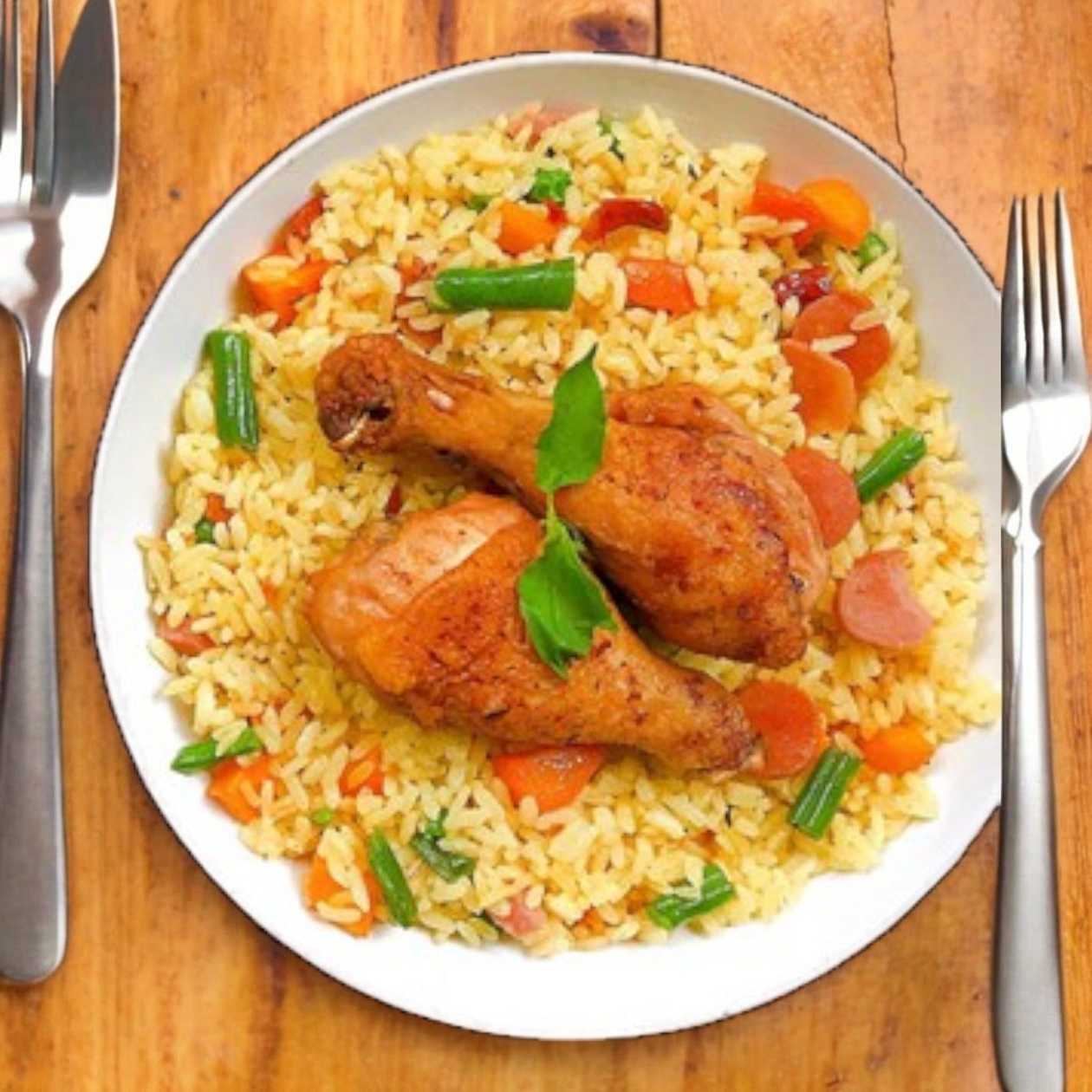 Fried rice with chicken drumsticks