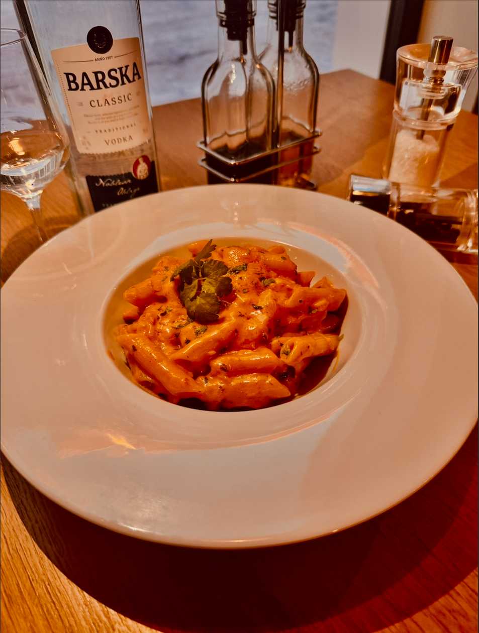 PENNETTE SALMONE È VODKA