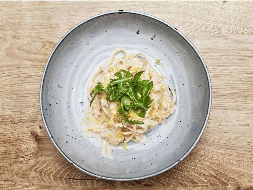 Tagliatelle con gamberetti e limone