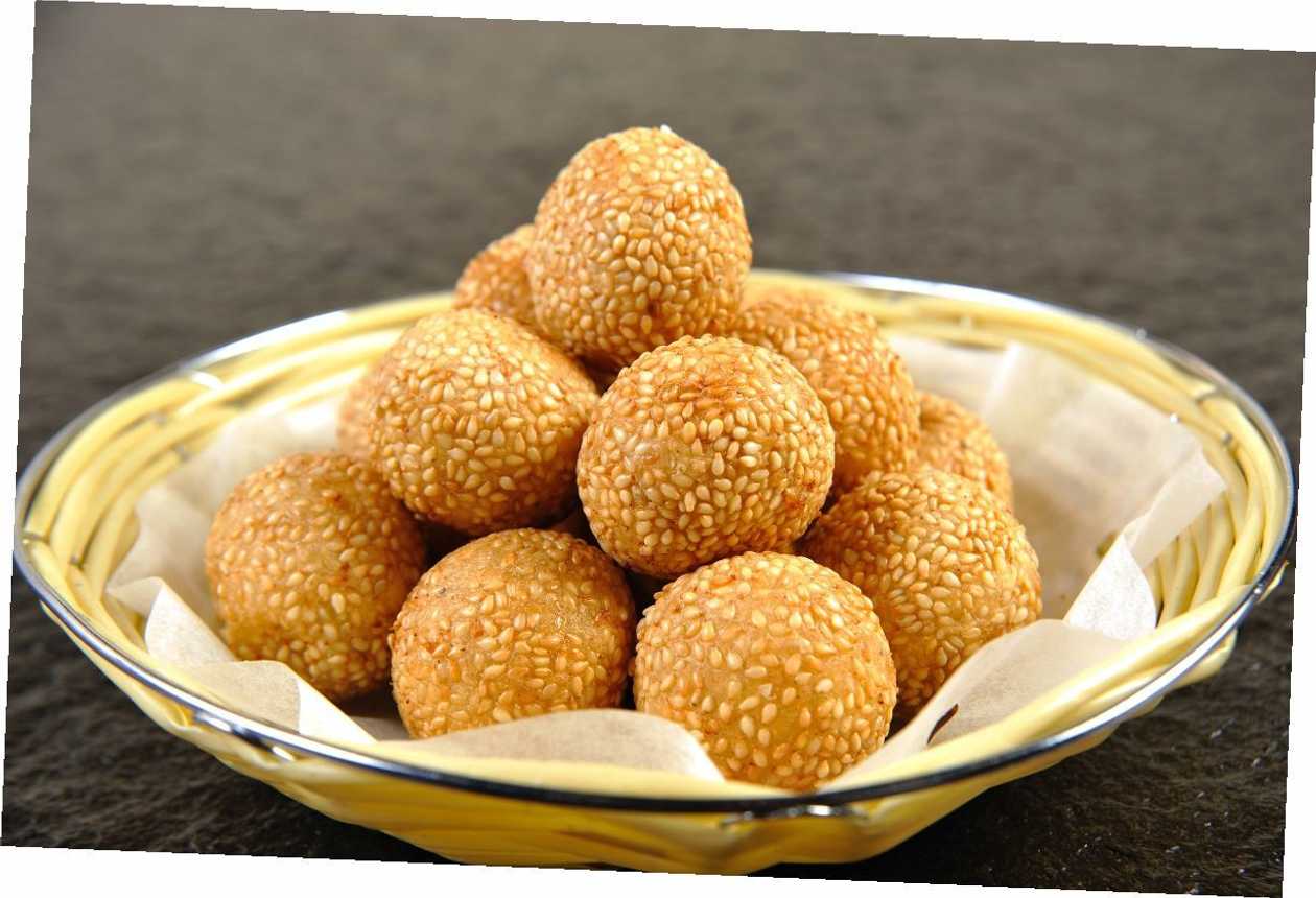 26. Smažené Sezamové Kuličky (Sladké) 5ks